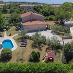 Ferienhaus Gea By Interhome