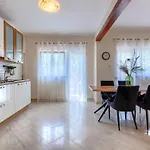 Ferienhaus Gea By Interhome